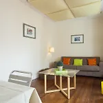 Joivy Spacious And Bright 1-Bed Flat With City Views In Lapa