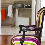Joivy Spacious And Bright 1-Bed Flat With City Views In Lapa